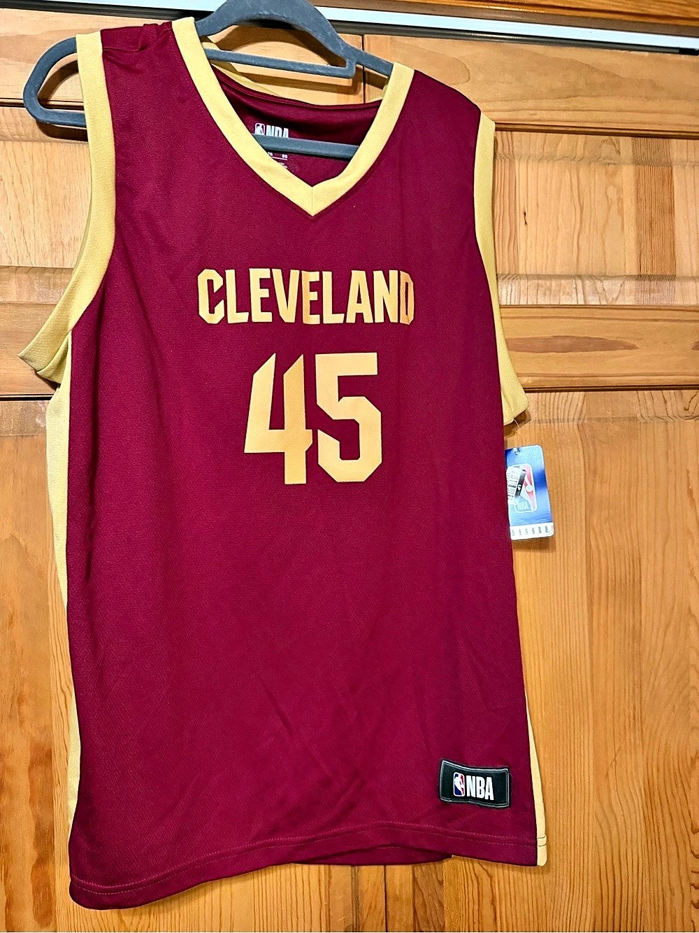 NBA Cleveland Cavaliers Donovan Mitchell #45 Jersey Men's Red & Yellow XL